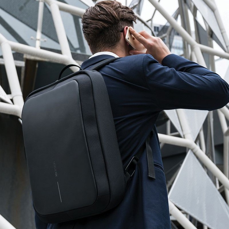 Geanta si rucsac antifurt laptop Bobby Bizz 2 in 1